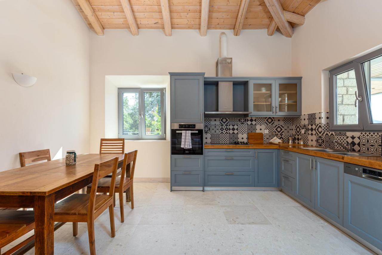 Villa Dafni & Nikos Corfu Κάτω Κορακιάνα Εξωτερικό φωτογραφία