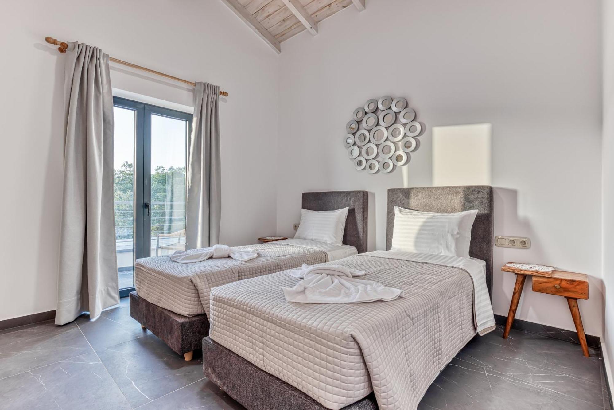 Villa Dafni & Nikos Corfu Κάτω Κορακιάνα Εξωτερικό φωτογραφία